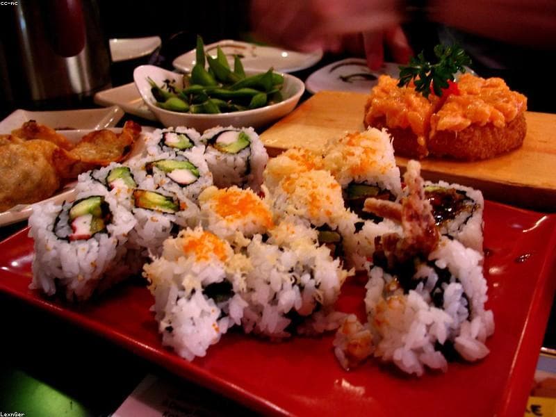 Doraku Sushi Waikiki